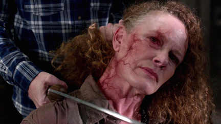 Jody prepares to kill the mother vampire, with Alex's help. Jody prepares to kill the mother vampire, with Alex's help.